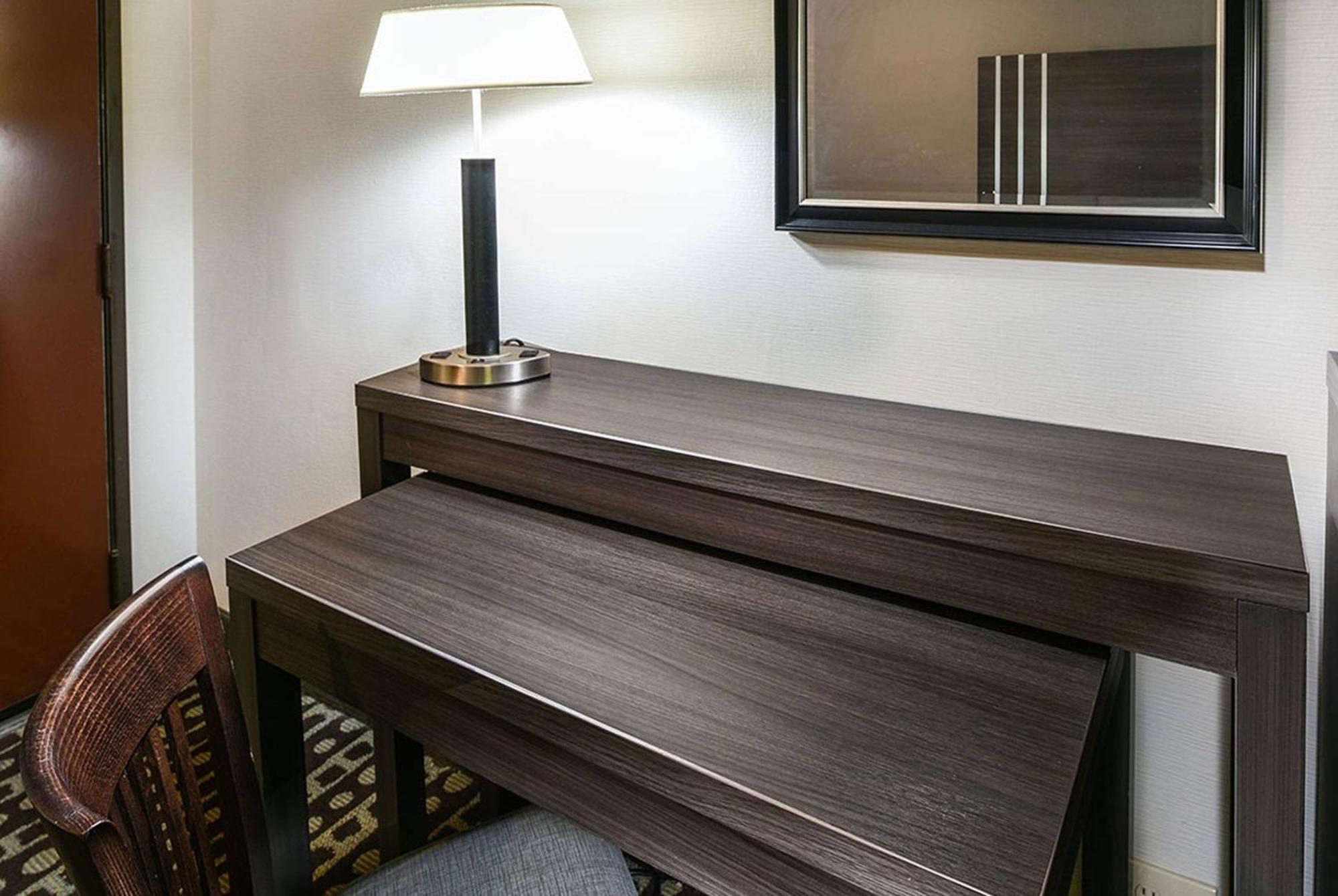 Travelodge By Wyndham Commerce Los Angeles Area Eksteriør bilde